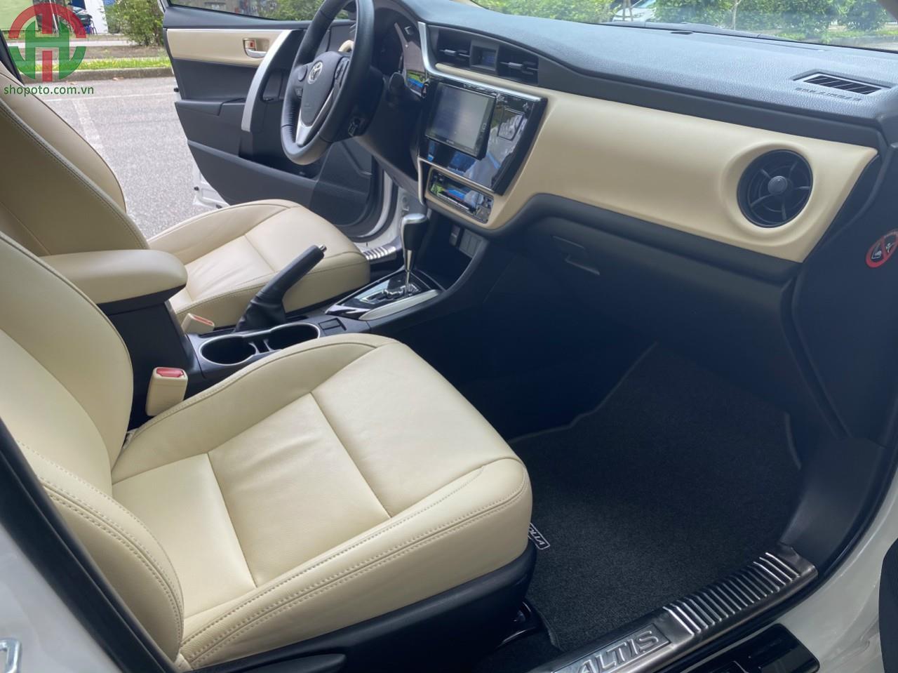 Toyota Altis 1.8 G sản xuất 2019