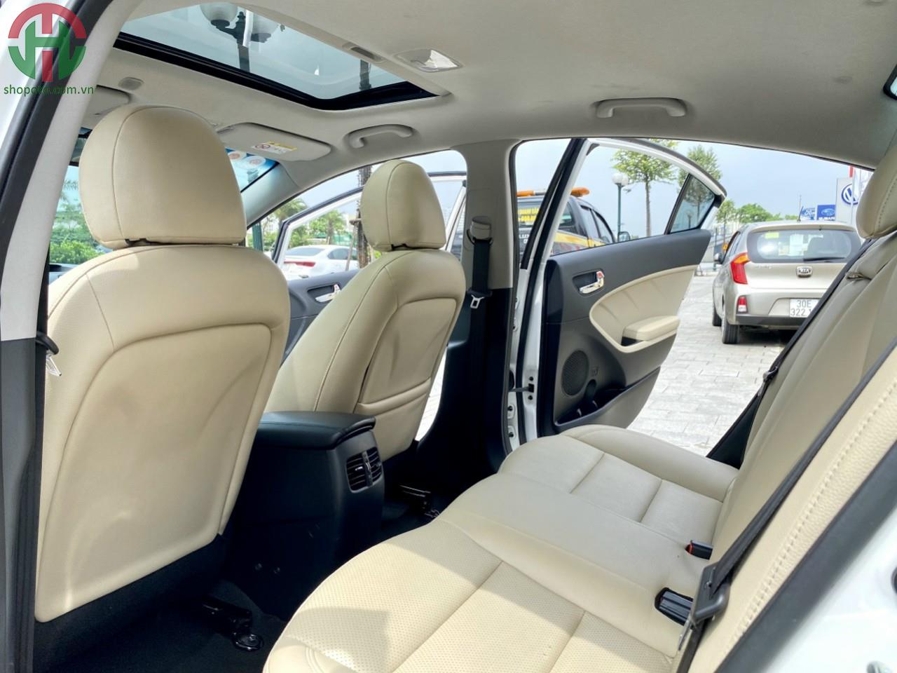 Kia Cerato 1.6 AT 2016 màu Trắng