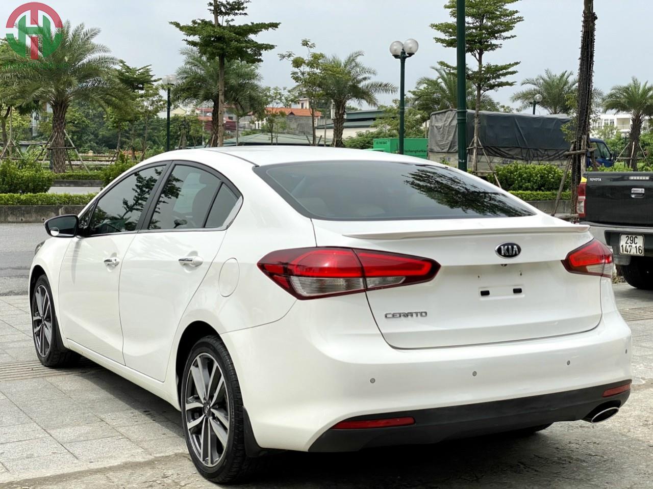 Kia Cerato 1.6 AT 2016 màu Trắng