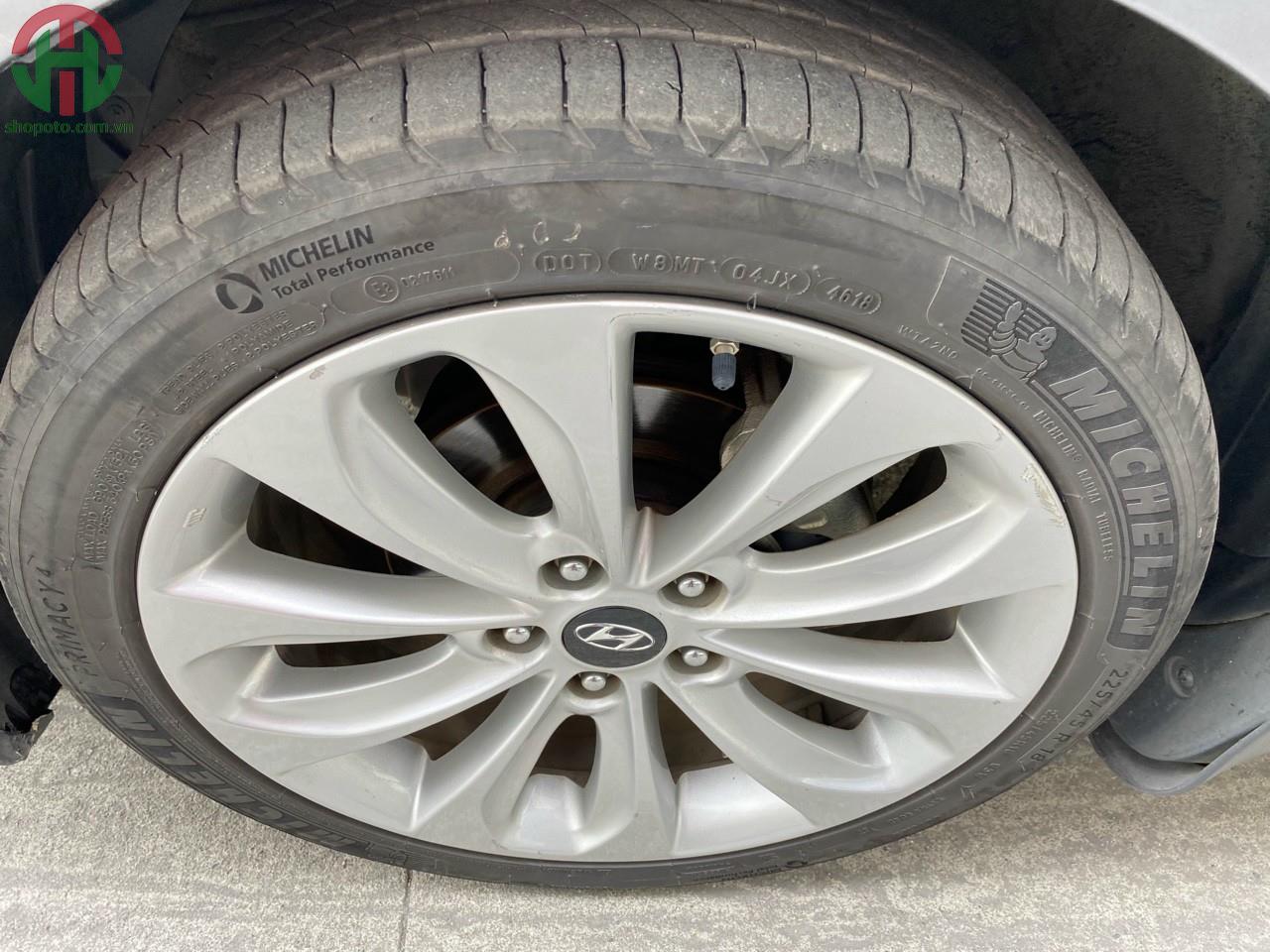 Hyundai Sonata 2.0 AT Nhập Khẩu sản xuất 2010