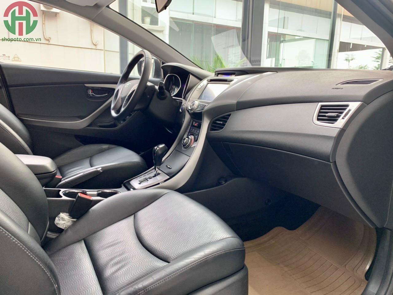 Hyundai Elantra 1.8 AT GLS 2013 màu Nâu nhập khẩu