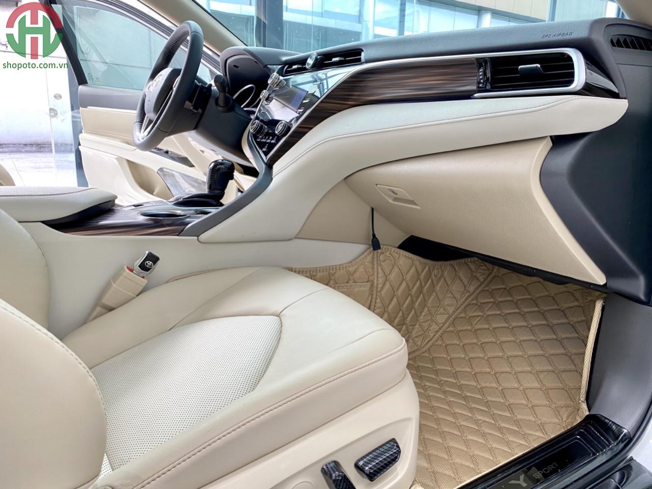 Toyota Camry 2.5 Q 2020 màu Trắng