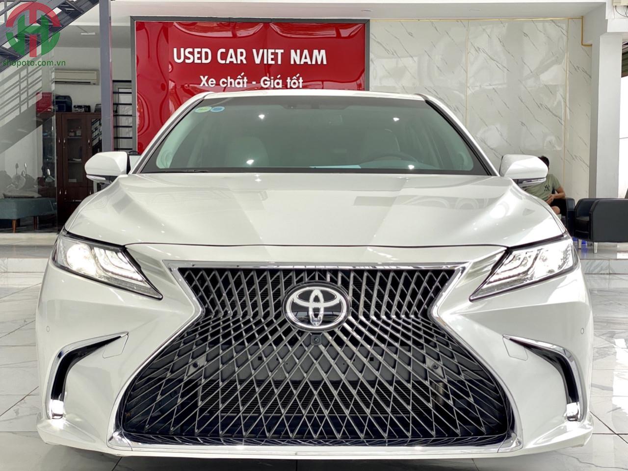 Toyota Camry 2.5 Q 2020 màu Trắng