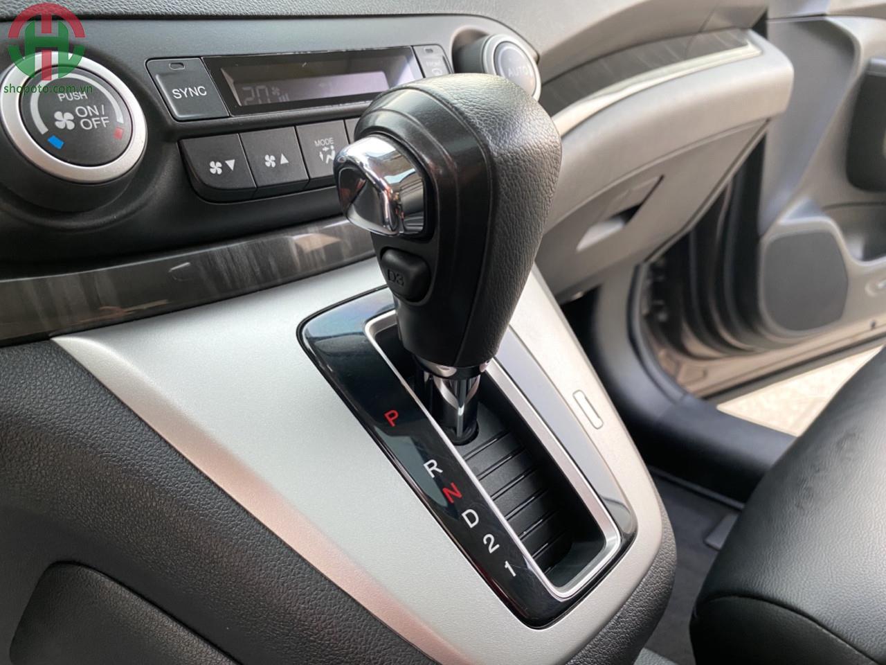 Honda CRV 2.4 AT 2013 màu Titan