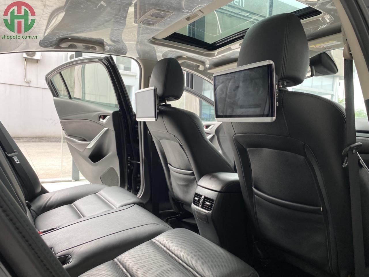 Mazda 6 2.0 AT Premium màu Đen Model 2017