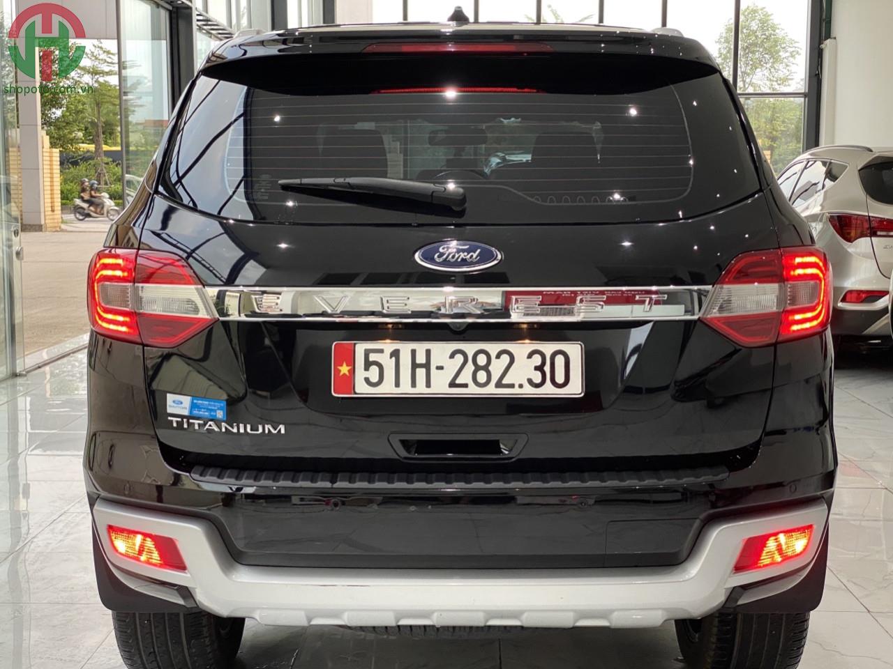 Ford Everest Titanium 2020 Màu đen