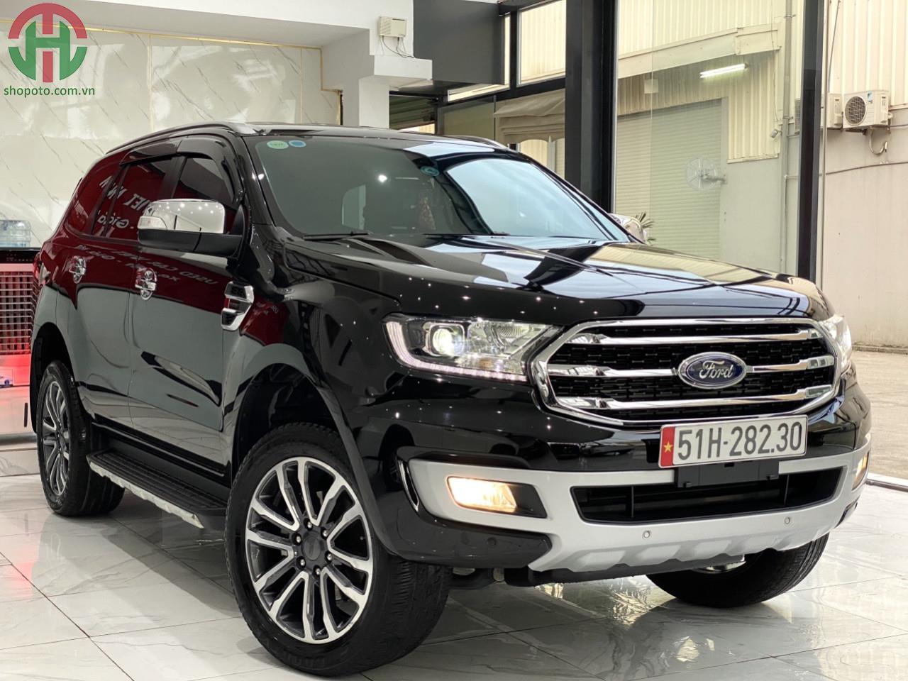 Ford Everest Titanium 2020 Màu đen