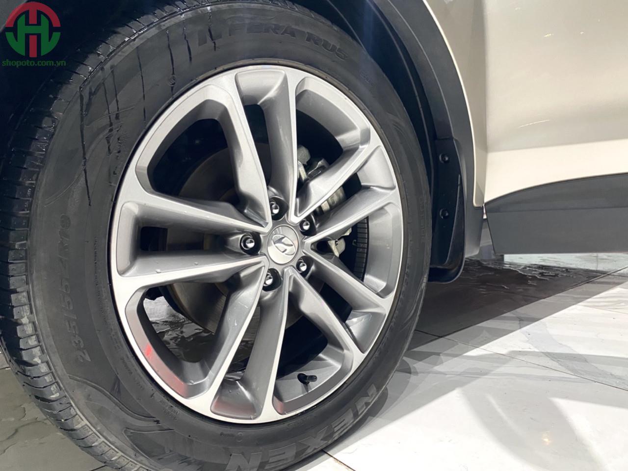 Hyundai Santafe AT 2018 bản đủ máy dầu màu cát vàng