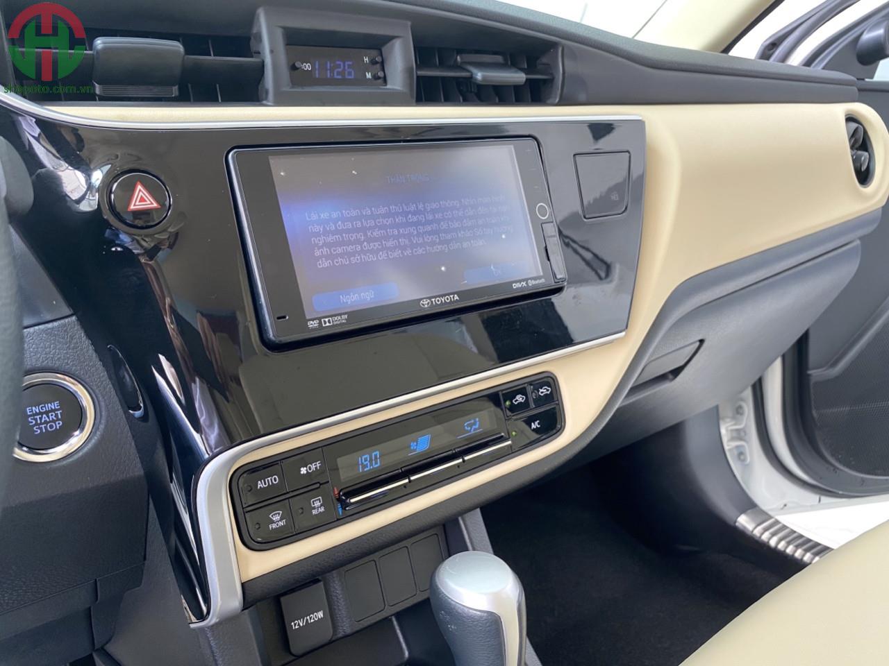 Toyota Altis 1.8 G 2019 màu trắng