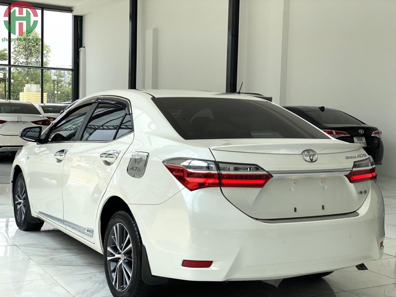 Toyota Altis 1.8 G 2019 màu trắng