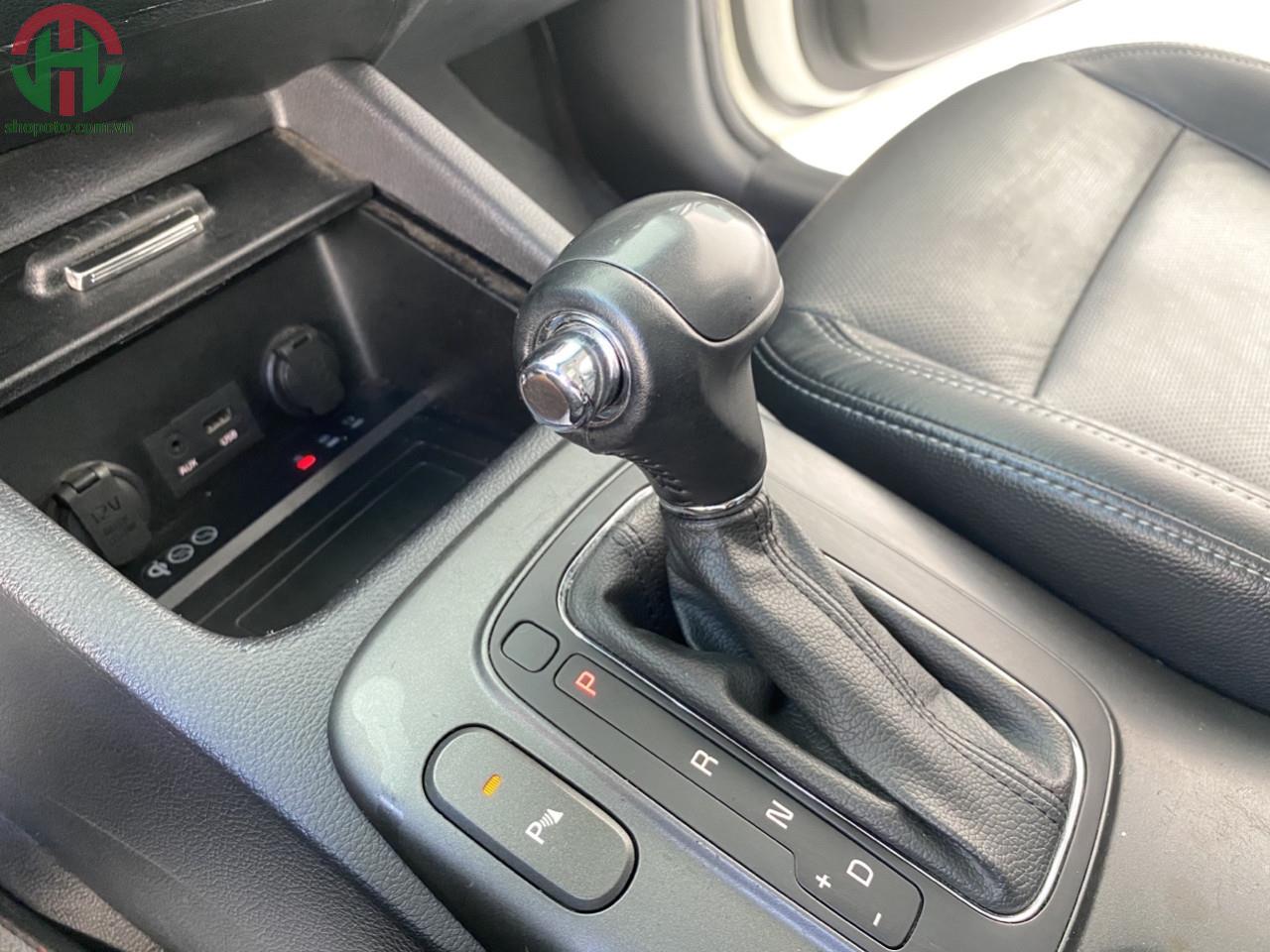 Kia K3 2.0 AT 2014 màu Trắng