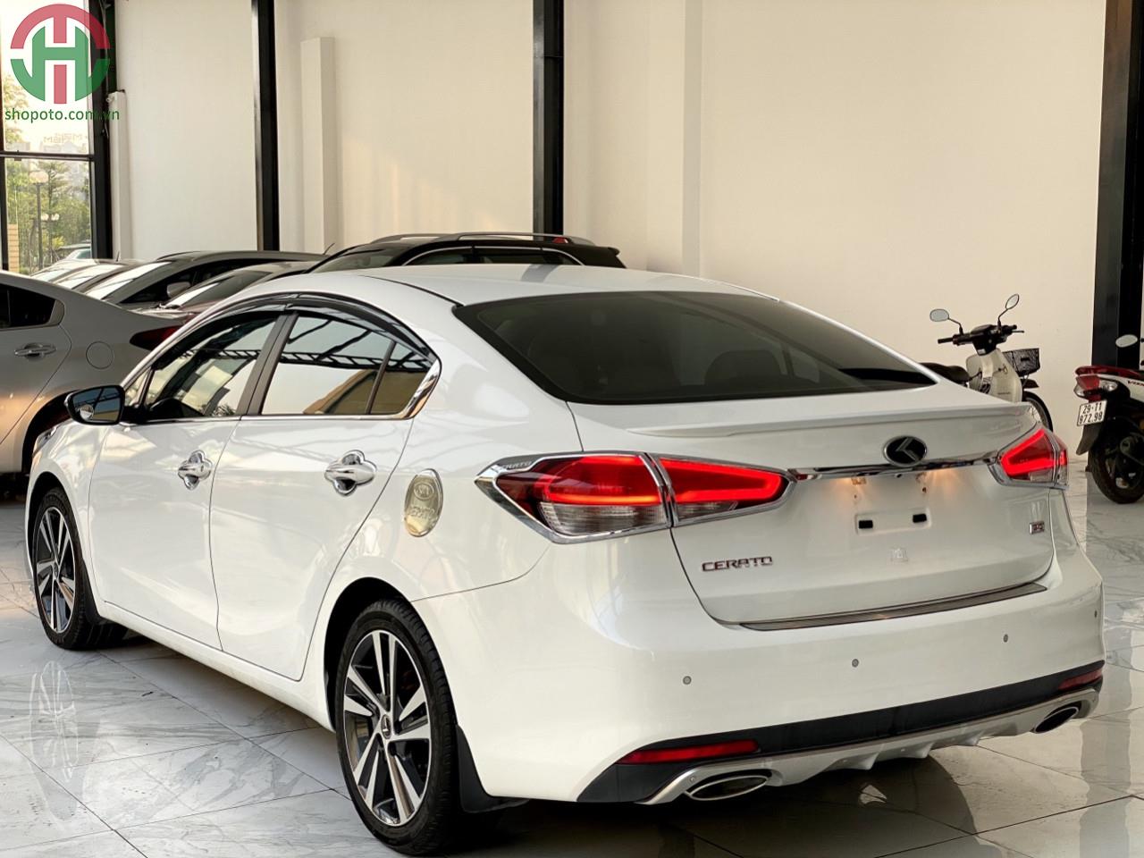 Kia Cerato 2.0 AT 2018 Full Options màu Trắng