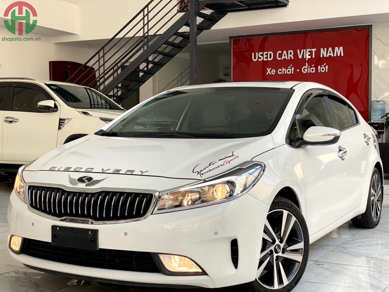 Kia Cerato 2.0 AT 2018 Full Options màu Trắng