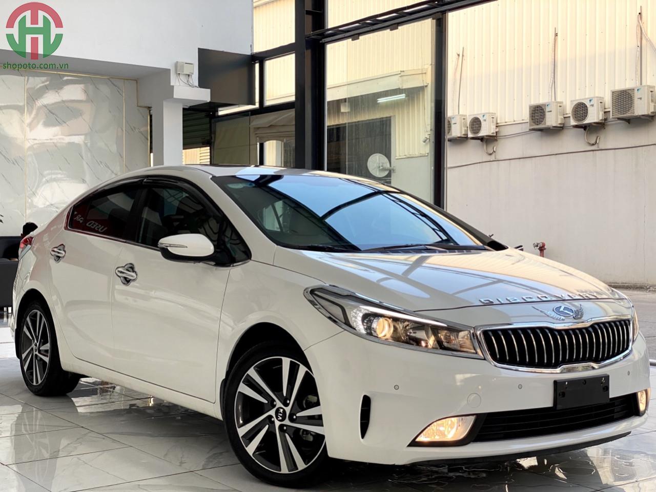 Kia Cerato 2.0 AT 2018 Full Options màu Trắng