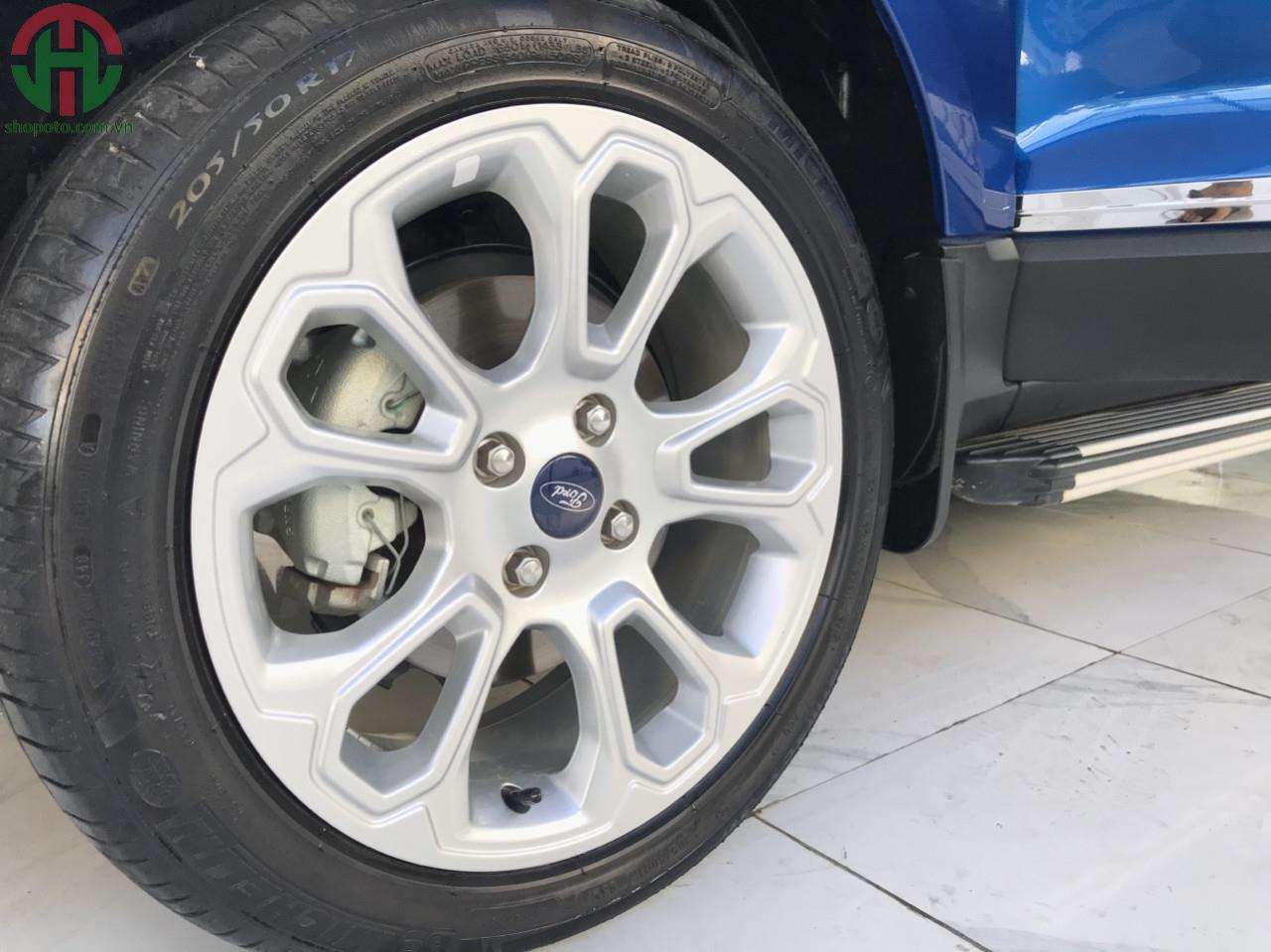 Ford EcoSport 1.5 L 2018 Titanium màu Xanh Thiên Thanh