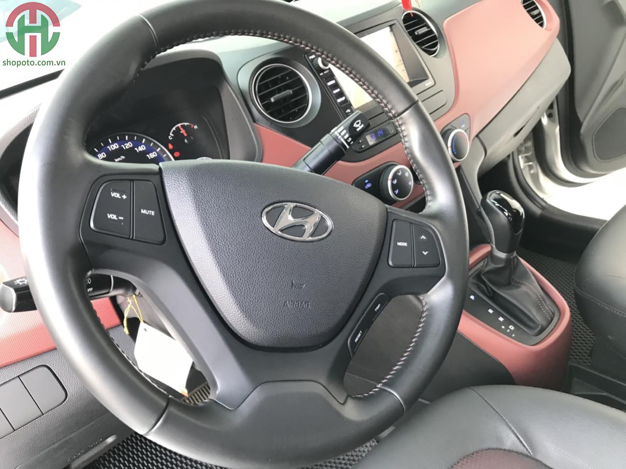 Hyundai I10 1.2 AT 2017 Sedan màu Bạc