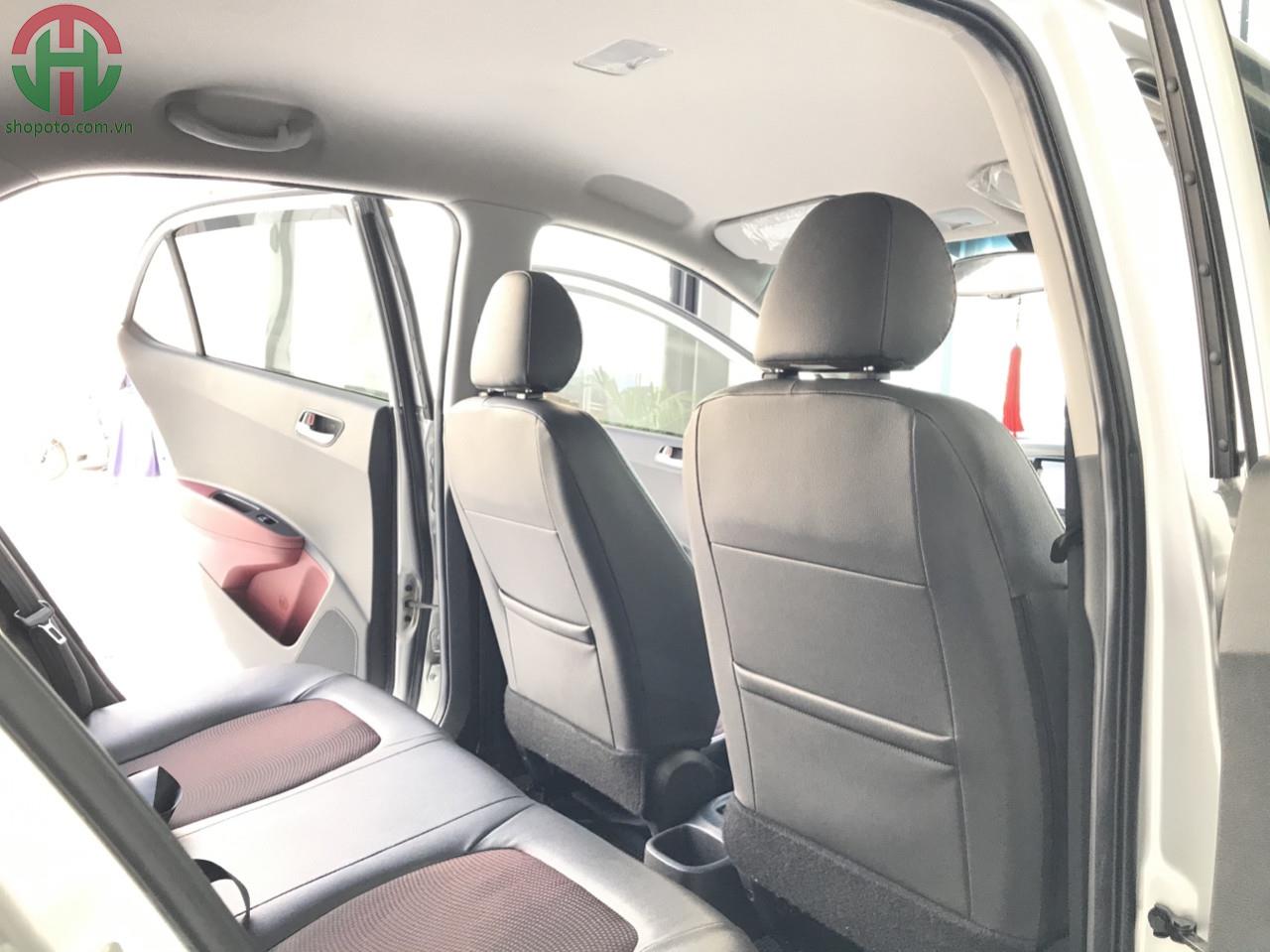 Hyundai I10 1.2 AT 2017 Sedan màu Bạc