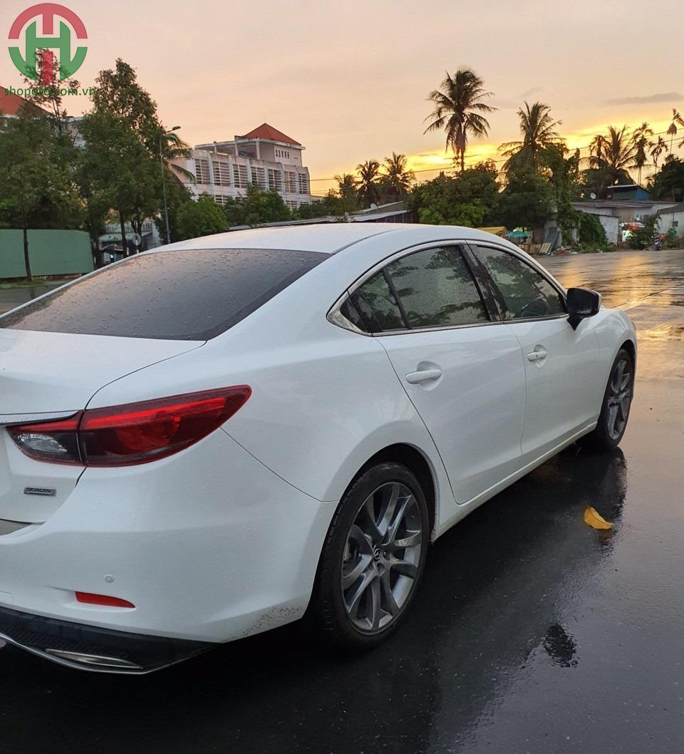 Mazda 6 2.5 L Premium 2019 màu Trắng