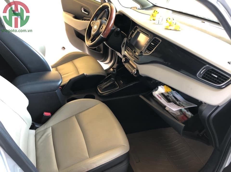 Kia Rondo 2.0 GATH 2015 bản Full máy Xăng màu Bạc