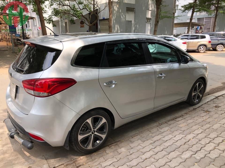 Kia Rondo 2.0 GATH 2015 bản Full máy Xăng màu Bạc