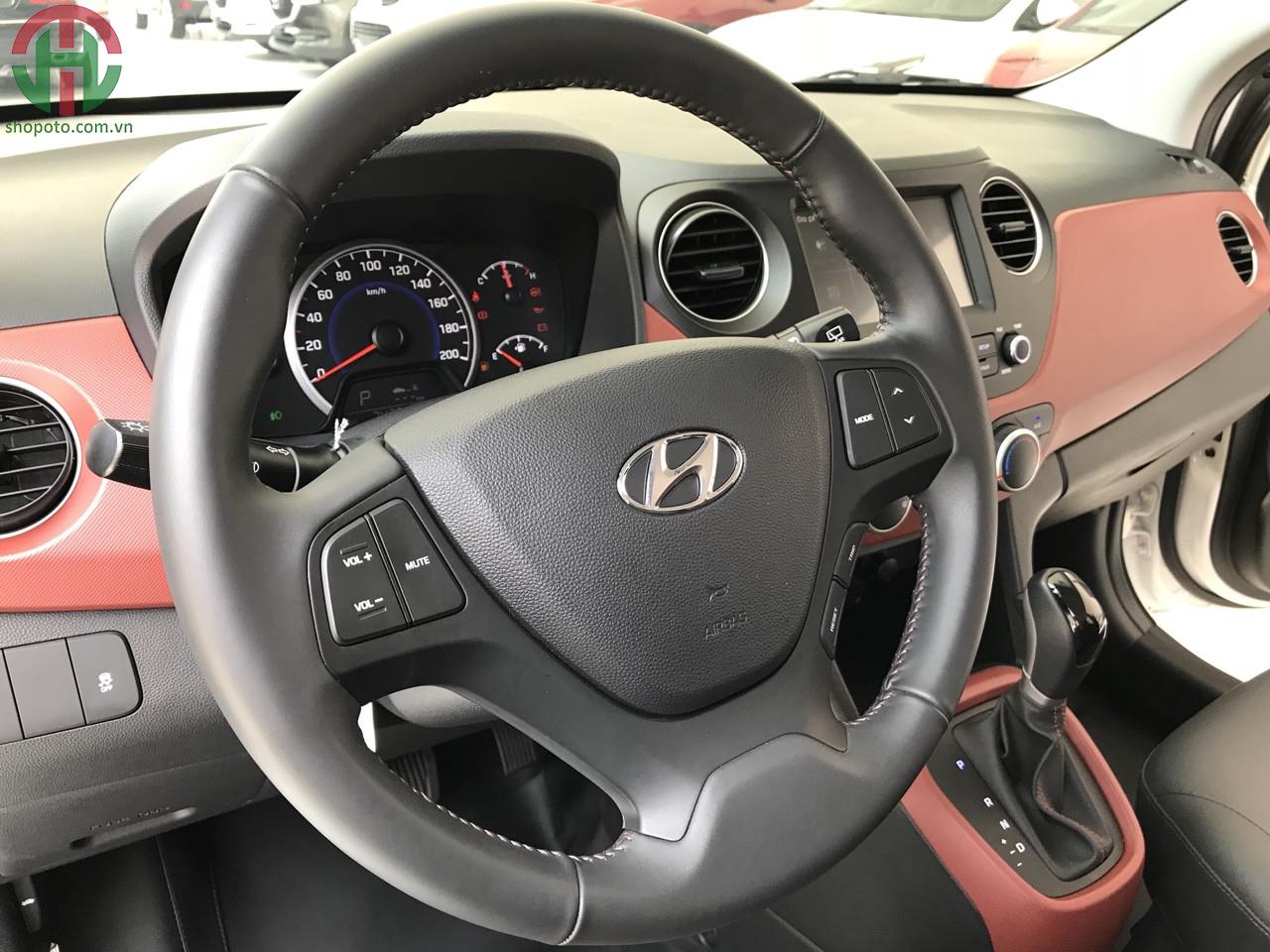 Hyundai I10 1.2 AT 2019 Hatchback màu Trắng