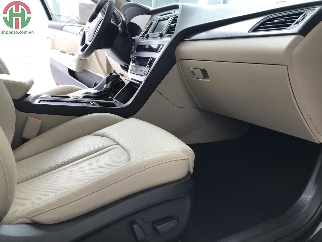 Hyundai Sonata 2.0 AT 2016 Full Options màu Đen