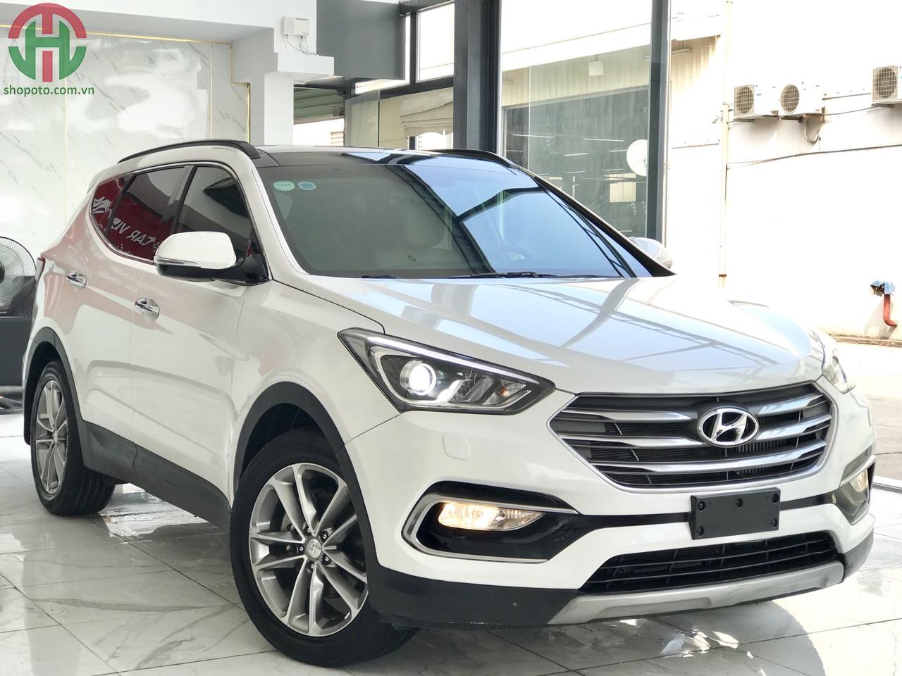 Hyundai Santafe 2.2 AT 4WD 2018 Full Dầu màu Trắng
