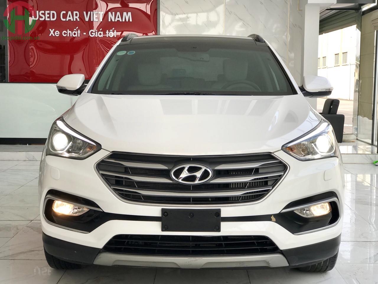 Hyundai Santafe 2.2 AT 4WD 2018 Full Dầu màu Trắng