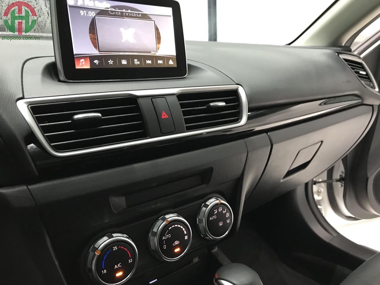 Mazda 3 1.5 AT 2016 Sedan màu Trắng