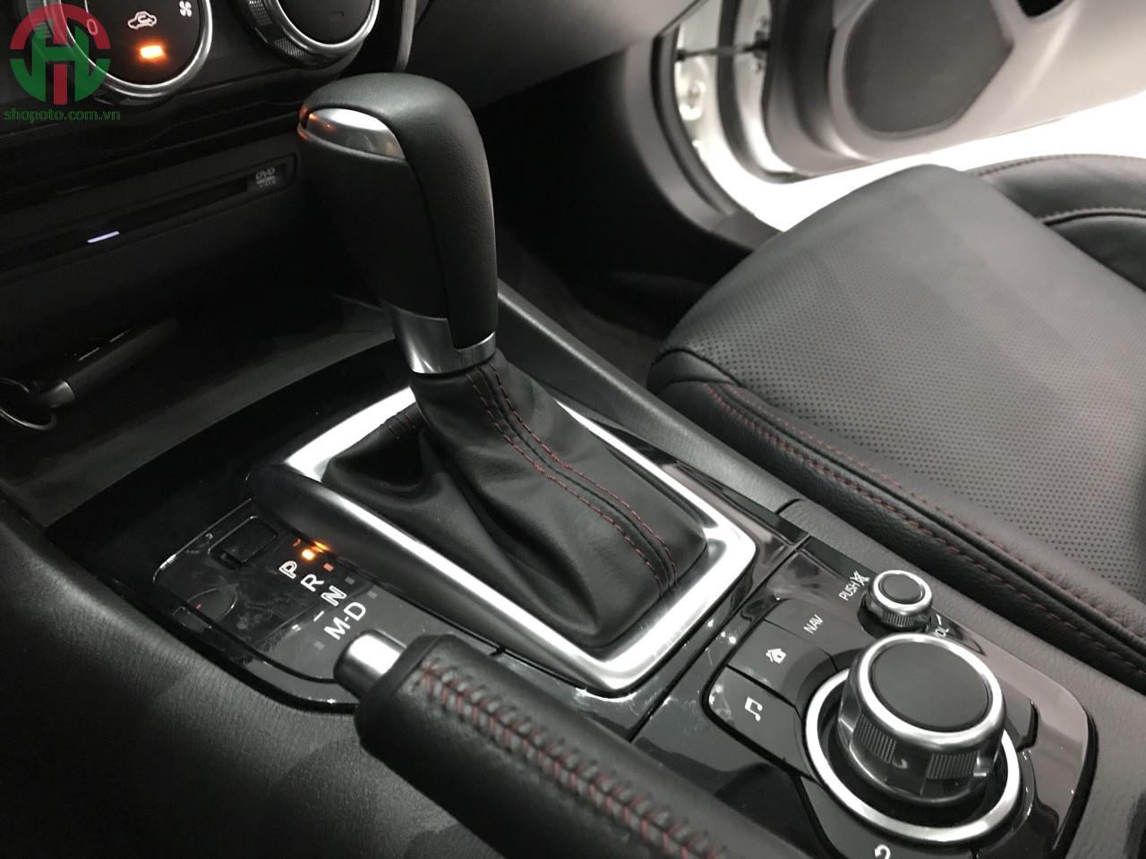 Mazda 3 1.5 AT 2016 Sedan màu Trắng