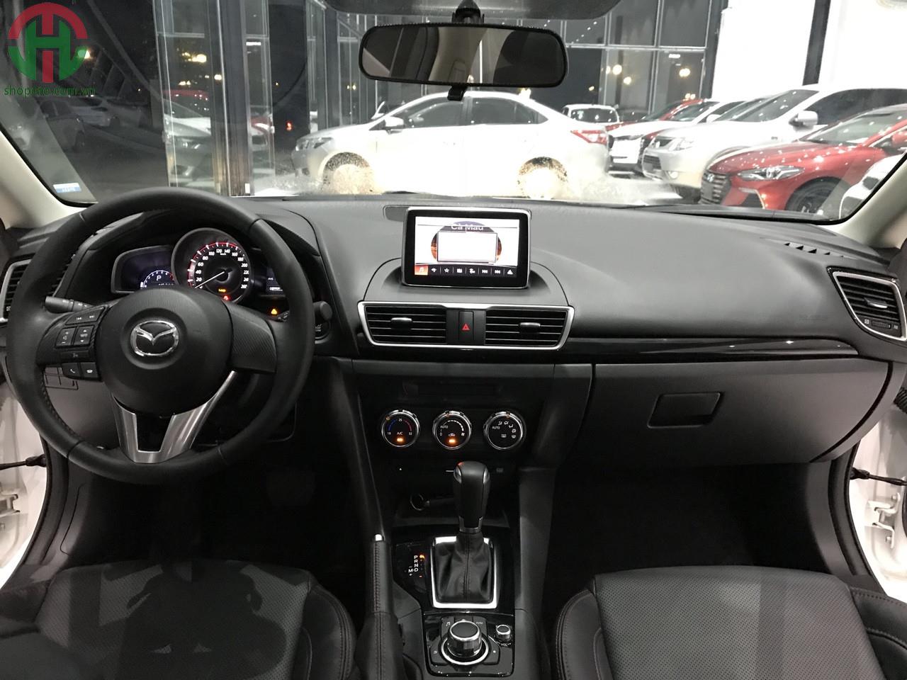 Mazda 3 1.5 AT 2016 Sedan màu Trắng