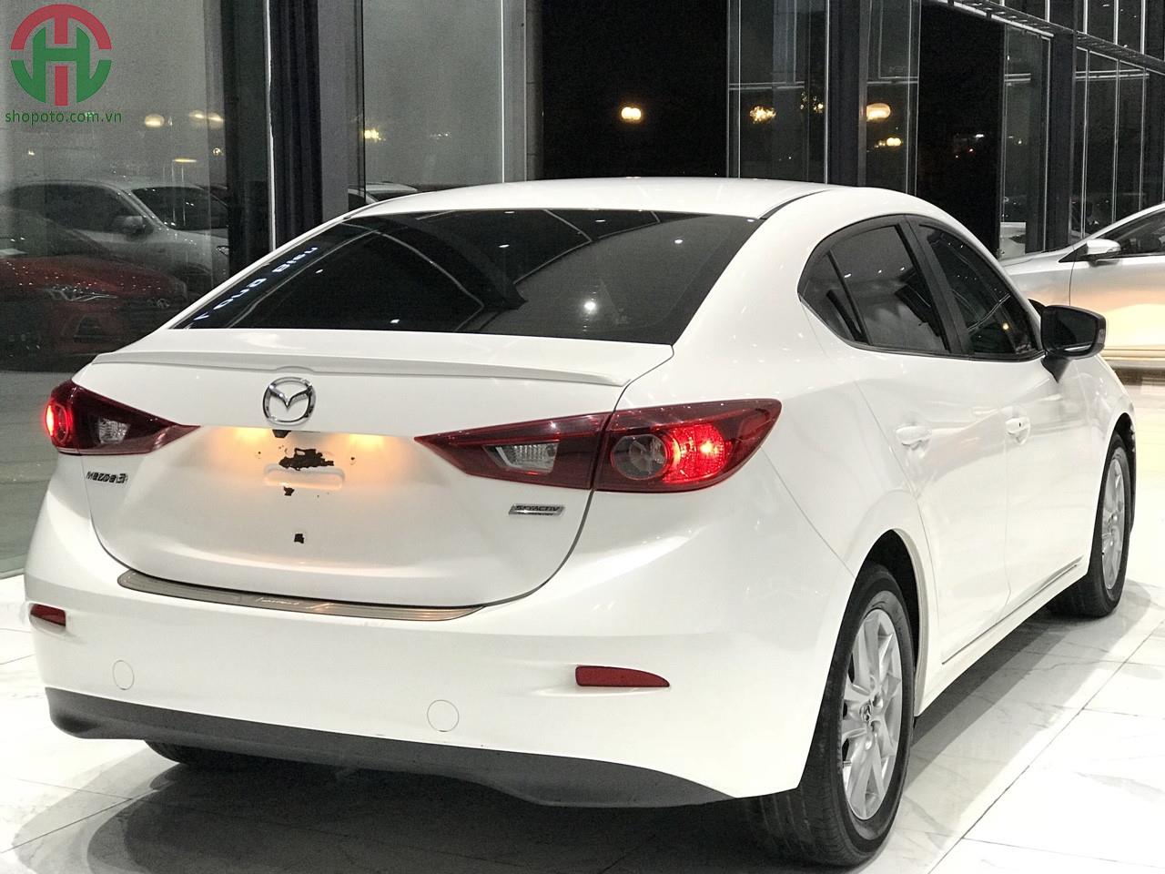 Mazda 3 1.5 AT 2016 Sedan màu Trắng