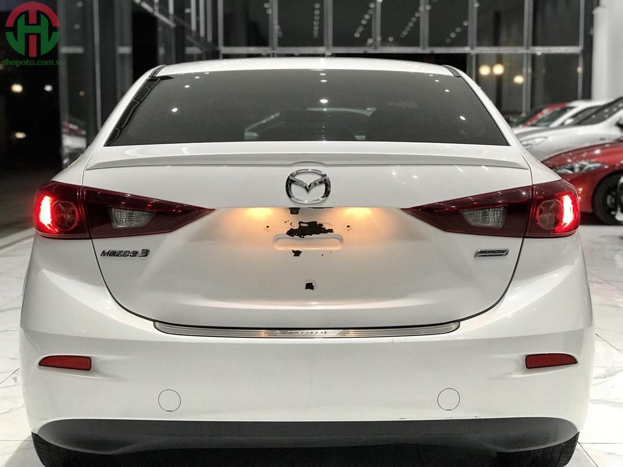 Mazda 3 1.5 AT 2016 Sedan màu Trắng