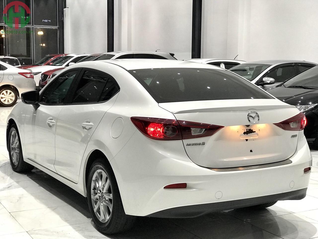 Mazda 3 1.5 AT 2016 Sedan màu Trắng