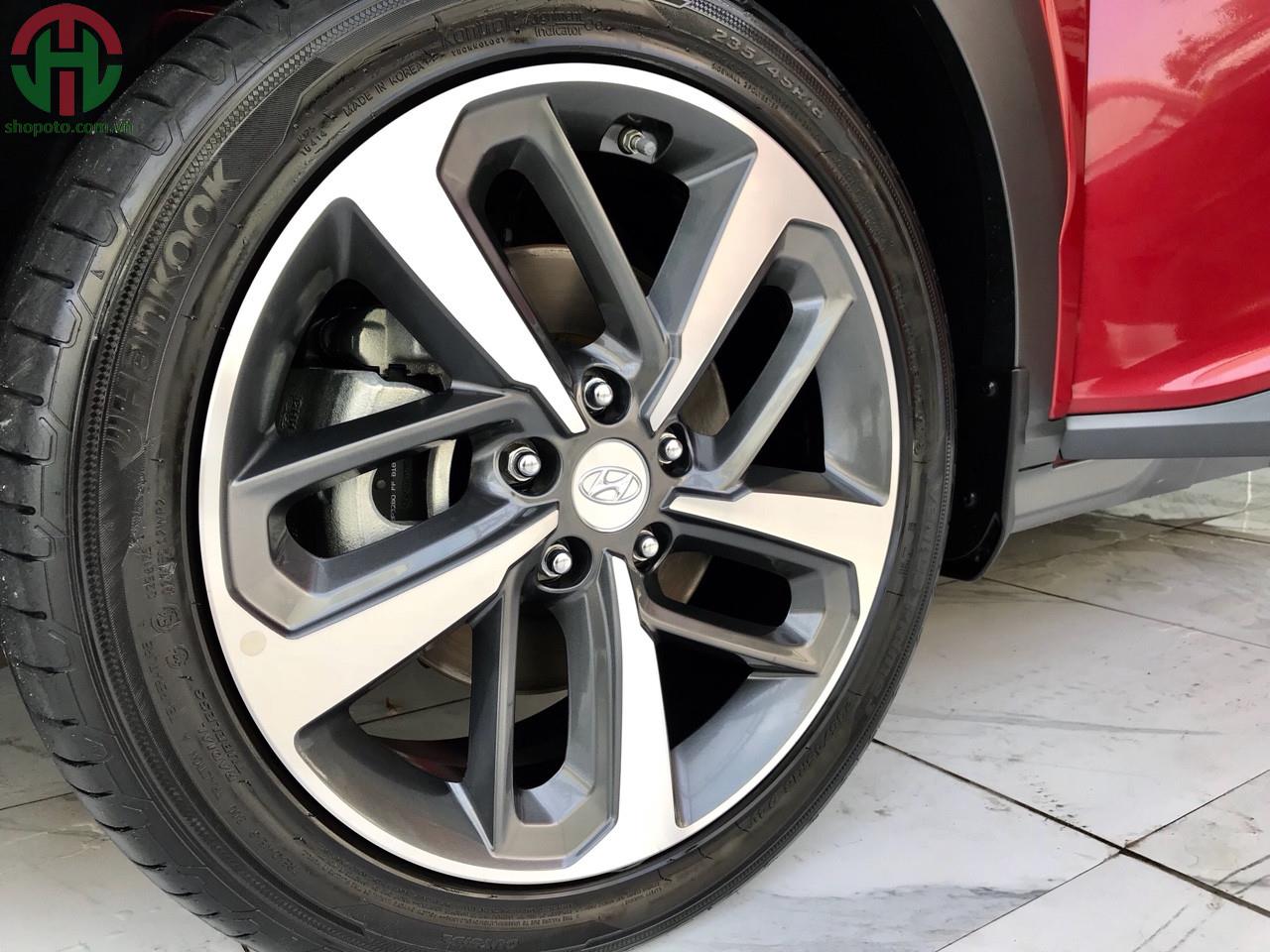 Hyundai KONA 1.6 Turbo 2018 màu Đỏ