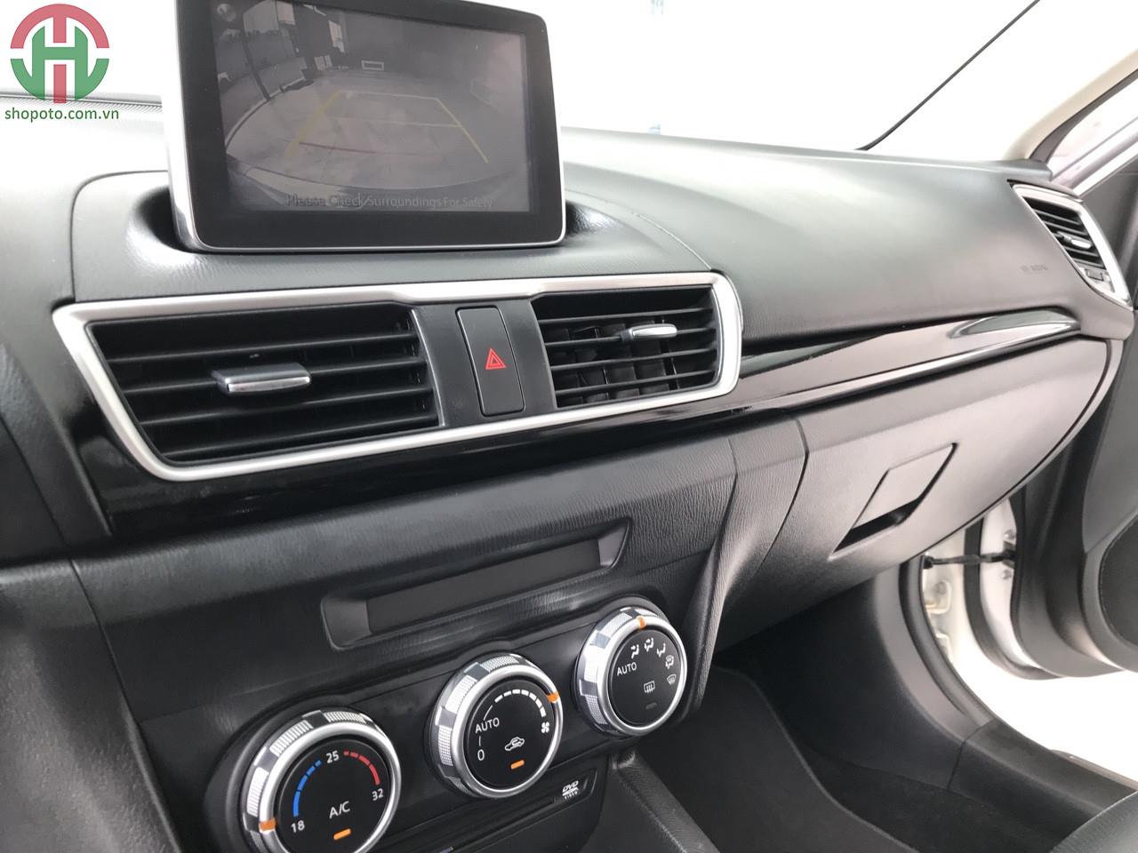 Mazda 3 1.5 AT HatchBack 2017 màu Trắng