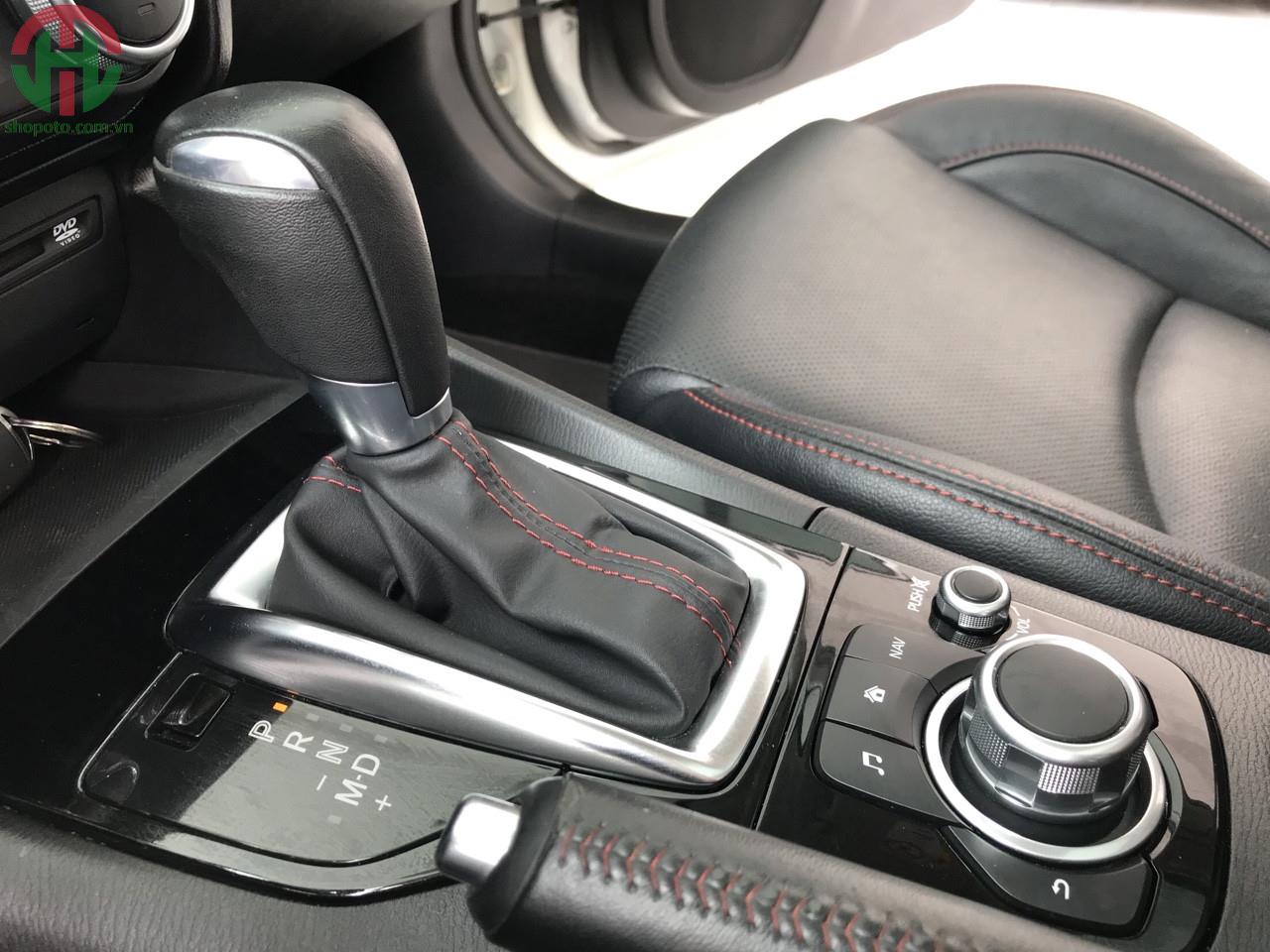 Mazda 3 1.5 AT HatchBack 2017 màu Trắng