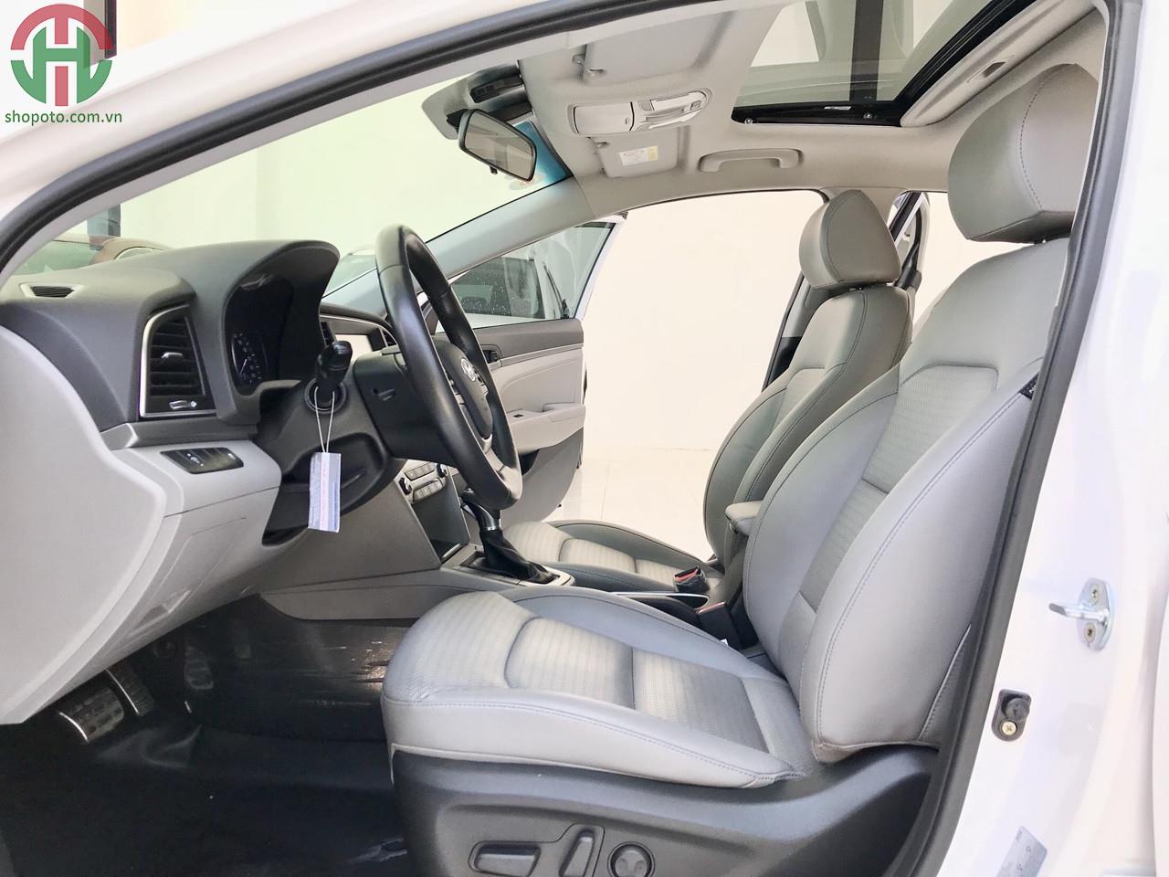 Hyundai Elantra 2.0 AT GLS 2016 màu Trắng