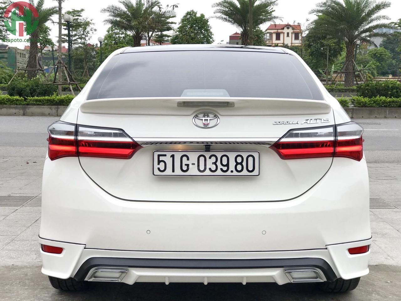 Toyota Altis 1.8 G Model 2019 màu Trắng