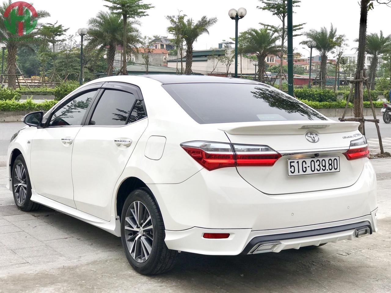 Toyota Altis 1.8 G Model 2019 màu Trắng