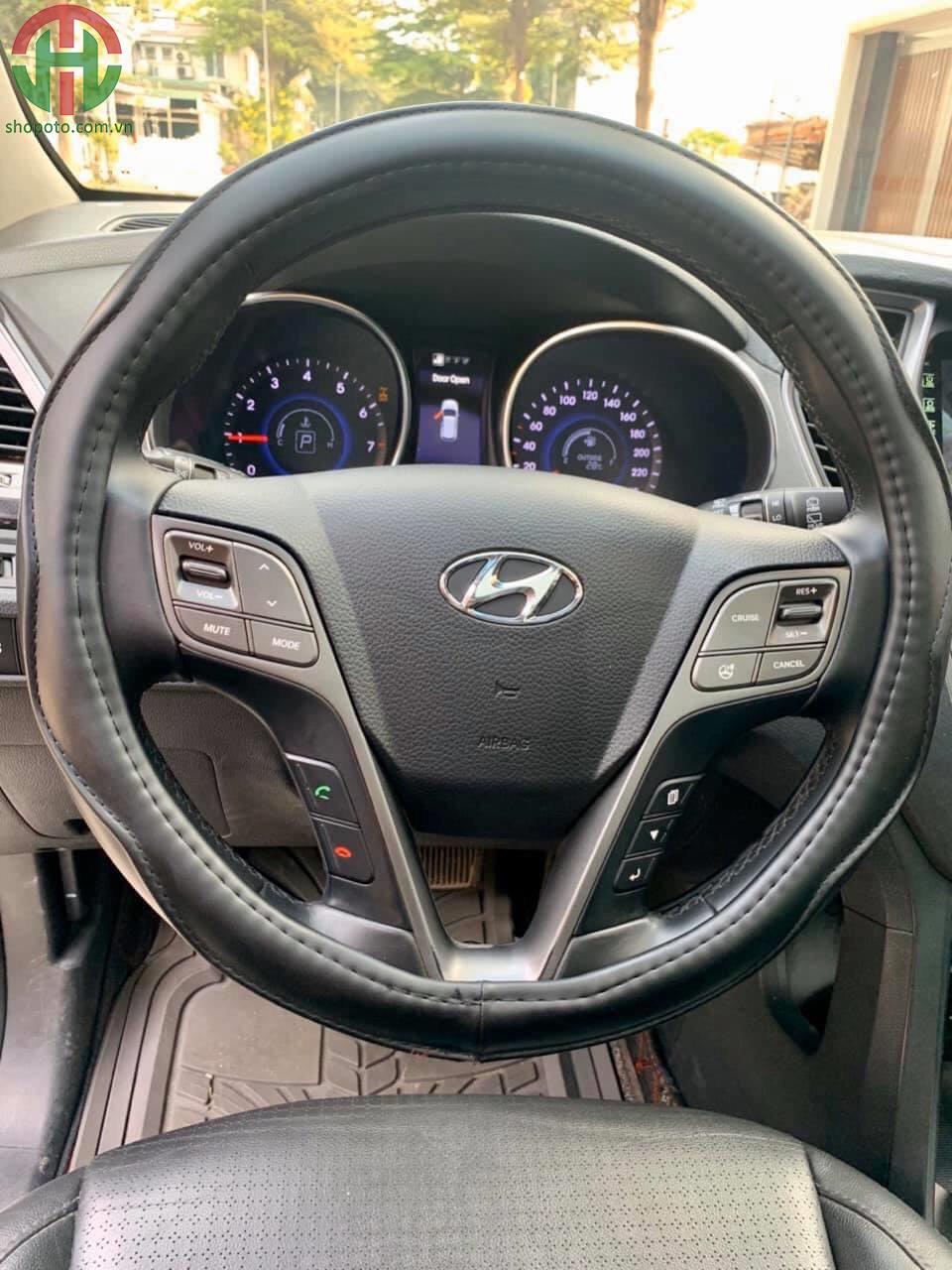 Hyundai Santafe 2.4 AT 2WD 2015 Full Xăng màu Bạc