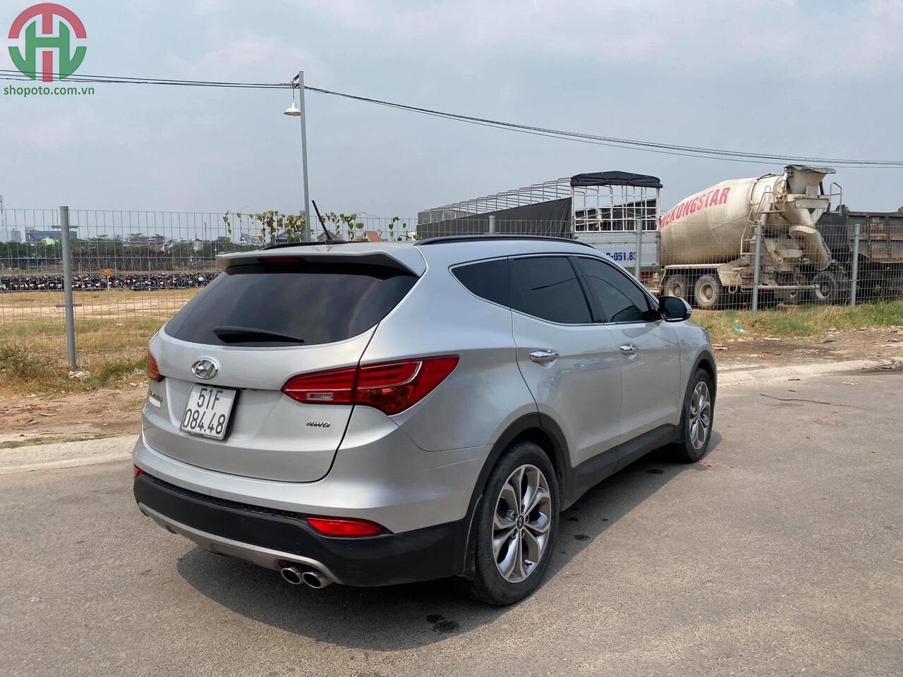 Hyundai Santafe 2.4 AT 2WD 2015 Full Xăng màu Bạc