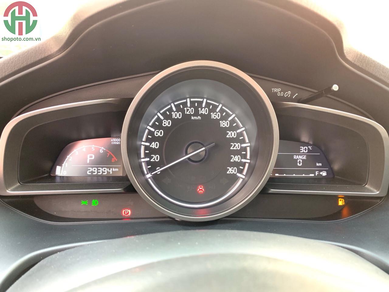 Mazda 3 1.5 AT Facelift 2017 màu Đỏ