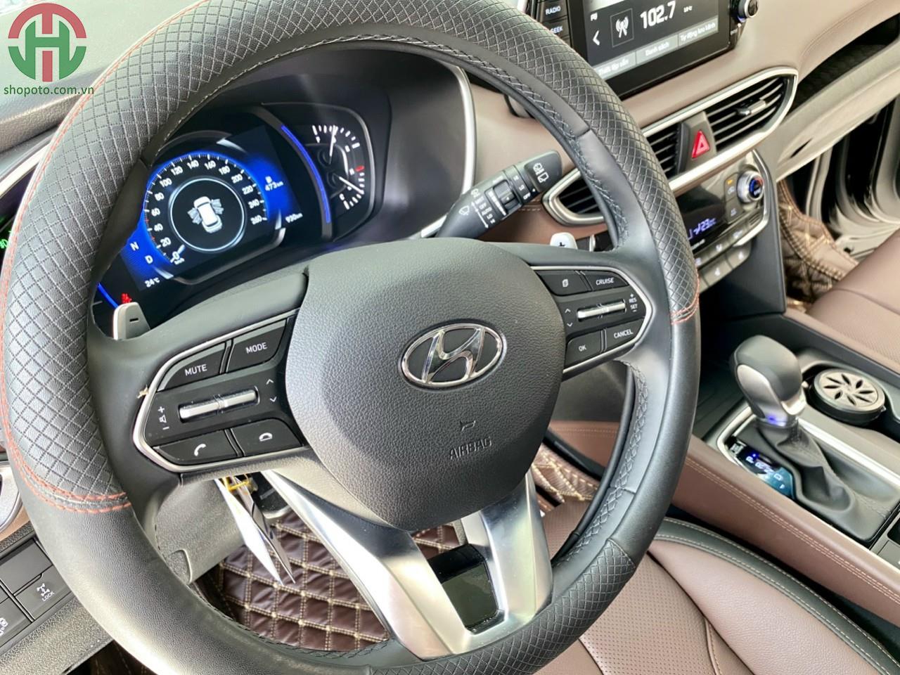 Hyundai Santafe 2.2 L AT 2020 Premium Màu Đen