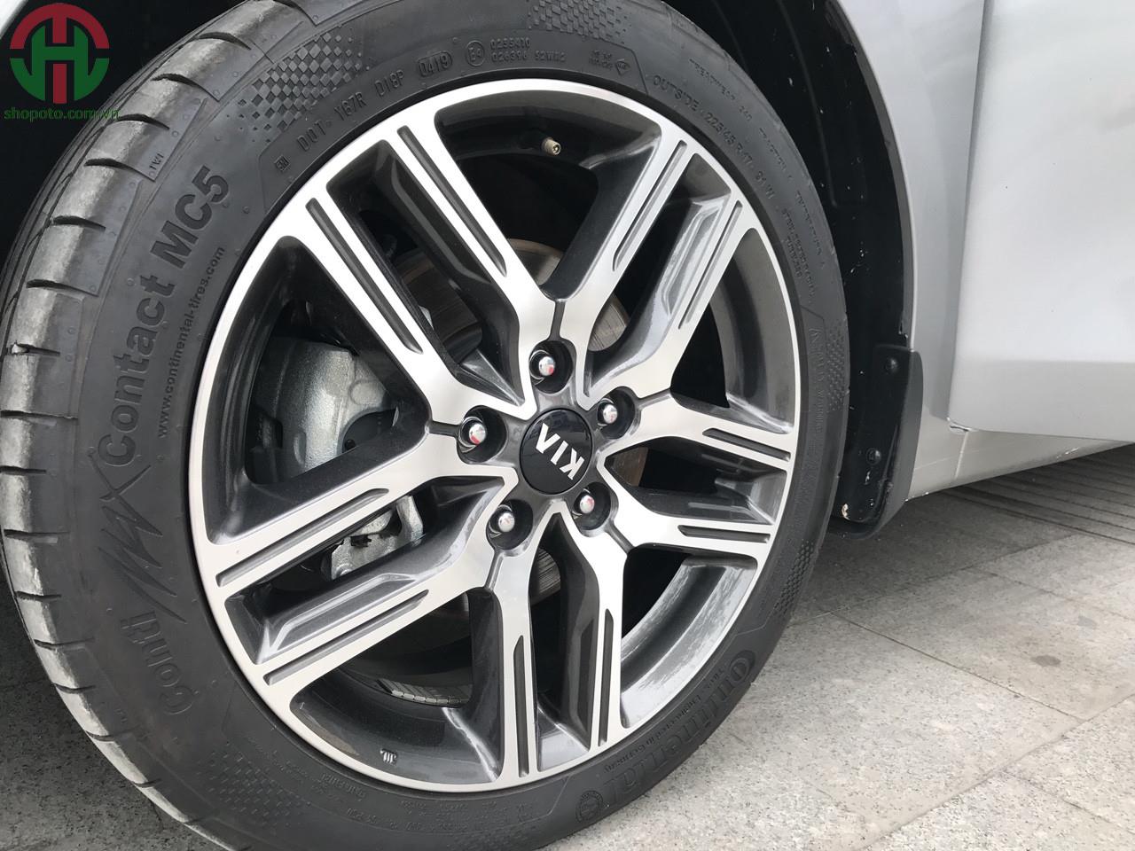 Kia Cerato 1.6 AT 2019 Deluxe màu Xám Grey