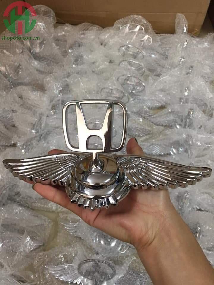 Logo cánh chim hãng xe