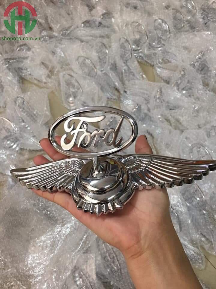 Logo cánh chim hãng xe