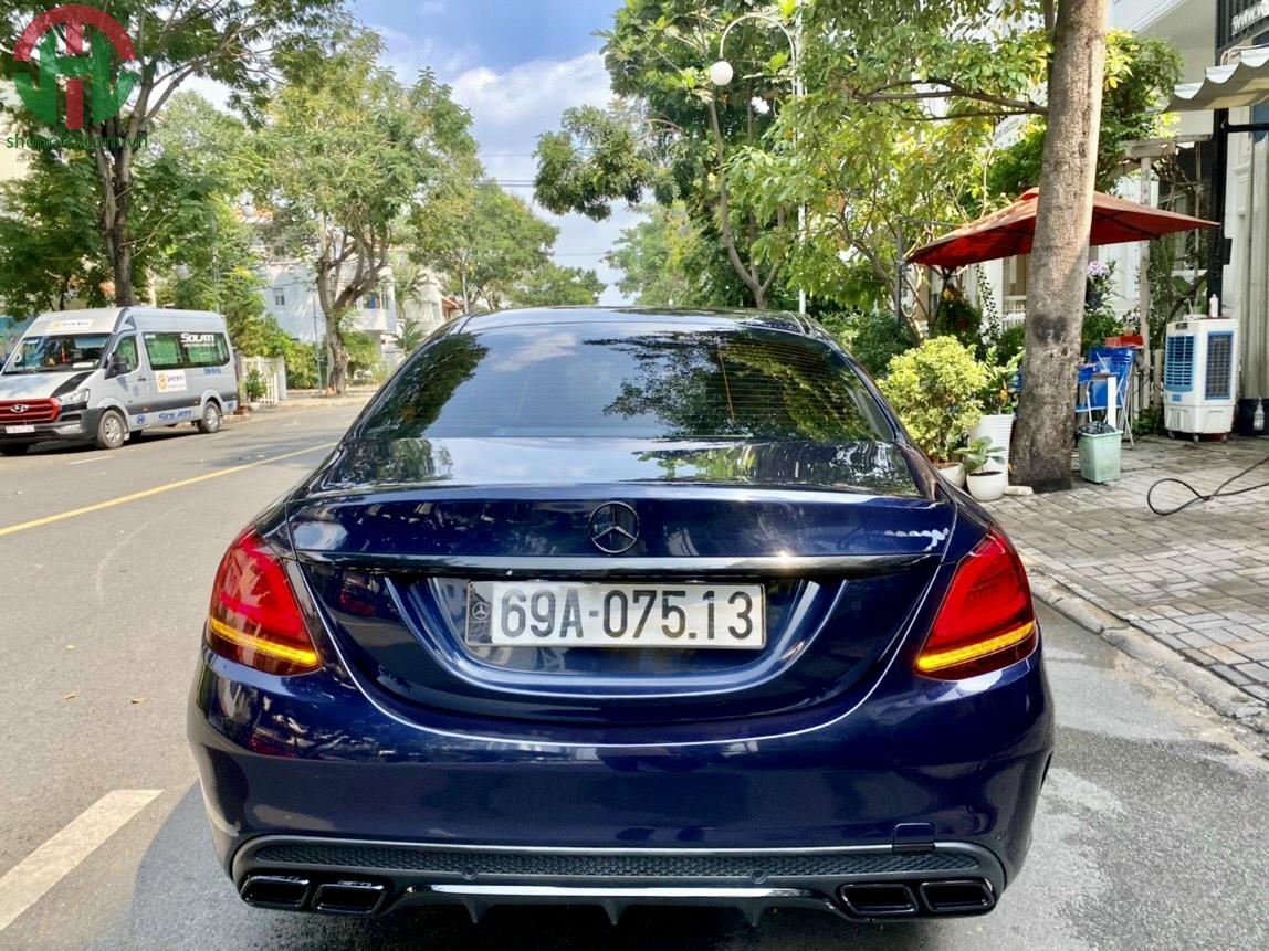 Mercedes C200 xanh Cavansite model 2020