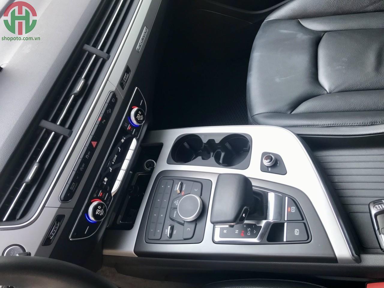 Audi Q7 - 2.0 model 2019