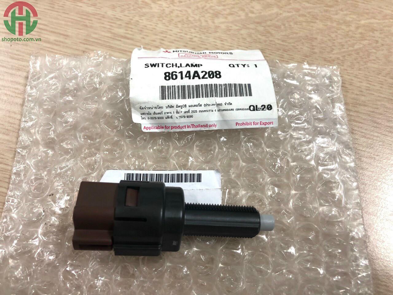 CÔNG TẮC CHÂN PHANH MITSUBISHI PAJERO SPORT